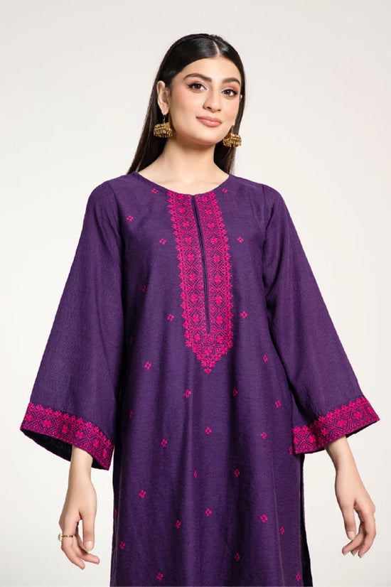 PRET EMBROIDERED KARANDI LAWN 2 PCS