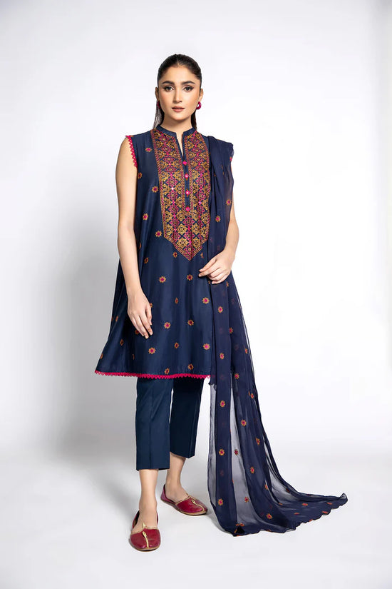 EMBROIDERED LAWN 3 PCS (UNSTITCHED)